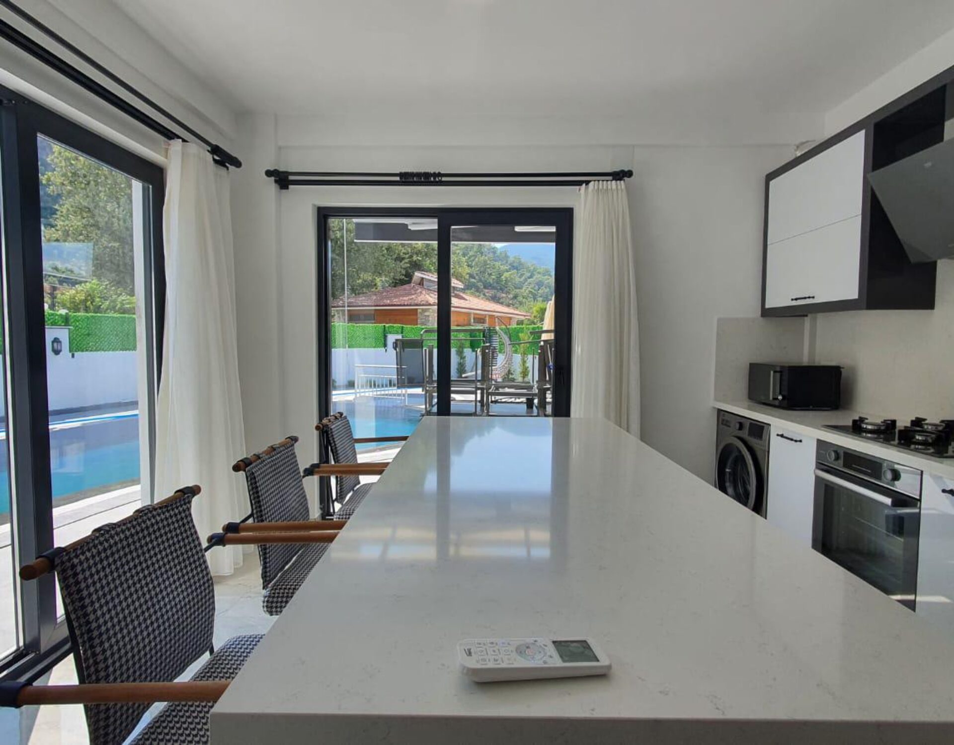 WhatsApp Image 2026-01-20 at 22.34.24 (1)